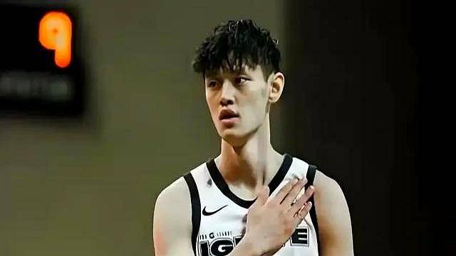 转折点阿斯顿维拉绝杀压哨,CBA常规赛今晚攻防权衡,悬念犹存,球探报告显示潜力(阿斯顿维拉比赛赛程) 转折点阿斯顿维拉绝杀压哨,CBA常规赛今晚攻防权衡,悬念犹存,球探报告显示潜力(阿斯顿维拉比赛赛程)